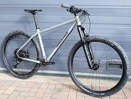 Shand Bahookie flat bar 2022