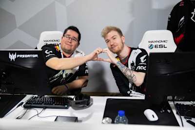 Pengu and SirBoss of esports team G2.