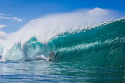 Erin Brooks rides the tube at the 2024 Vans Pipe Masters.