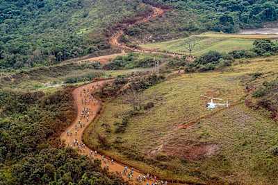 Pelotão de 1.200 atletas