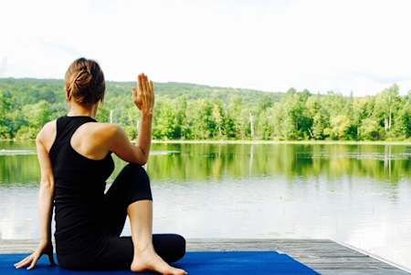 臀肌和闊筋膜張肌伸展動作