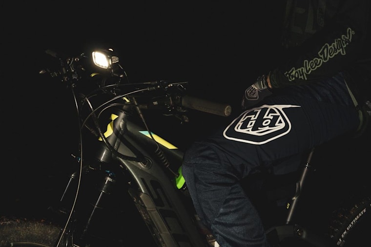 bicycle night riding