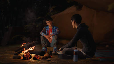 Screenshot of Sean and Daniel Diaz camping in the video game Life Is Strange 2.
