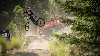 Luca Shaw en pleine action lors de l'épreuve de Fort William de la Coupe du Monde UCI 2016, le 5 juin 2016.