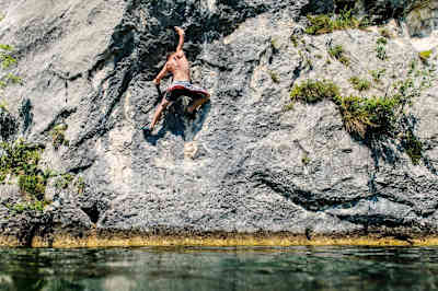 Deep Water Solo am Wolfgangsee im wunderschönen Salzburger Land.