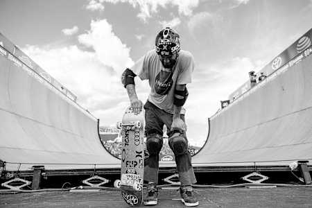 Bob Burnquist competindo no seu 25º X Games