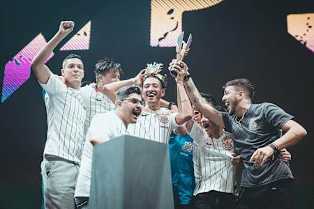 O Corinthians foi o time campeão e fixa ainda levou a coroa de MVP