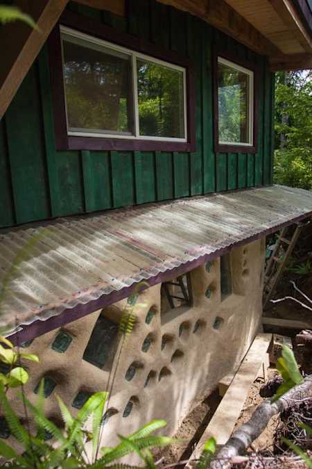 Marie-France Roy's Cob House.