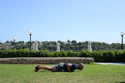 Cuarto paso del burpee 
