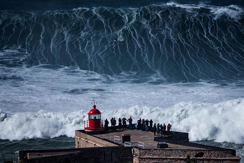 Sessions November Surfing Swells At Nazare