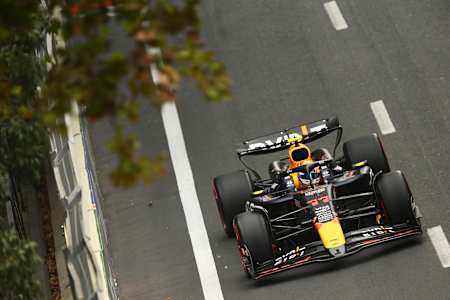 Sergio Pérez'in Azerbaycan'da iki galibiyeti bulunuyor