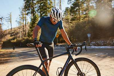 Léger à en mourir : le TCR Advanced SL a une tige de selle intégrée et un poids incroyablement faible.