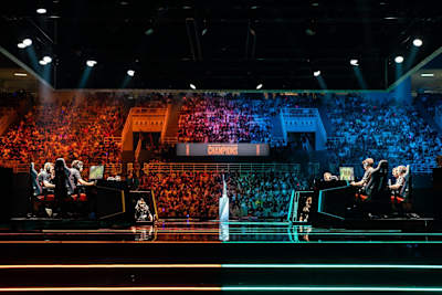 A photo of G2 Esports and Fnatic competing at the LEC Summer Finals in Athens, Greece.