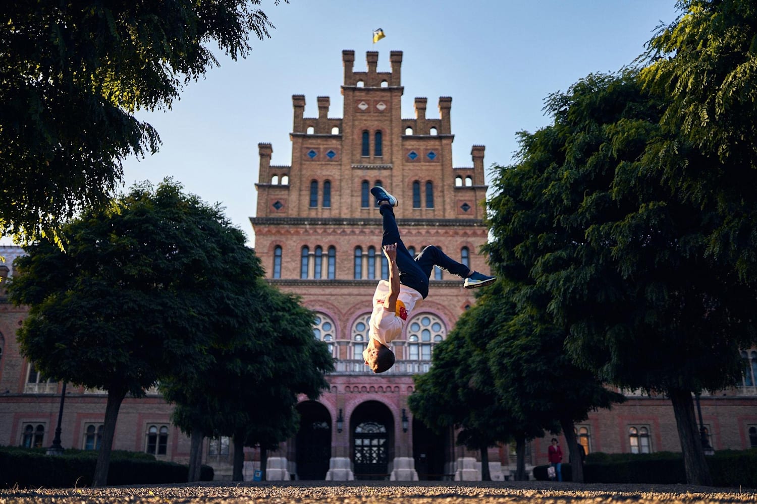 Alexander Titarenko: Late to the exam freerunning video