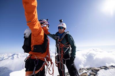 Nicolas Hojac und Philipp Brugger bei der Gipfelankunft.