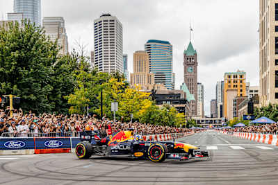 David Coulthard drives at Red Bull Showrun in Minneapolis, MN, USA on September 14, 2024.
