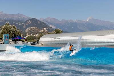 Franklin Serpa wins the Red Bull Pool Clash in Sion, Switzerland