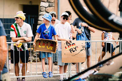 Fans cheering for Florian Lipowitz at the Tour de France