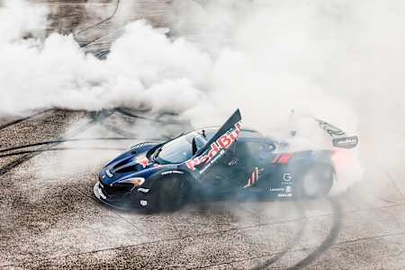 Mad Mike conduce en el Red Bull 4 Car Monte en Houston, TX, EE.UU. el 5 de septiembre de 2024.