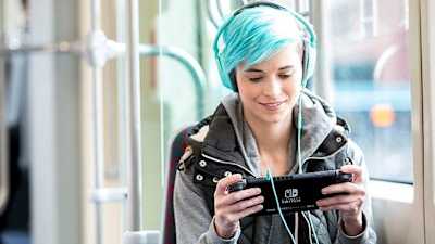 Die Nintendo Switch ist der ideale Begleiter für die gamescom, um lange Wartezeiten zu überbrücken