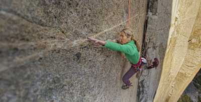 Renowned free climber Lynn Hill on the El Capitan climb in Yosemite National Park, California, USA.