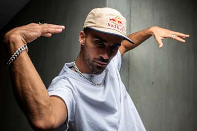 Close-up of Majid doing hand styles.