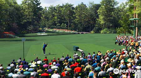 Screenshot aus EA Sports PGA Tour zeigt einen Golfer beim Abschlag vor Publikum