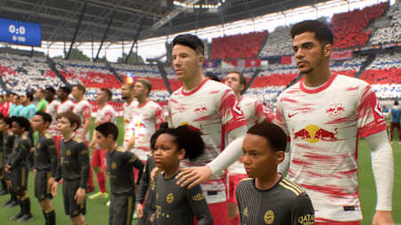 Das Team von RB Leipzig in FIFA 22 vor dem Anstoß.