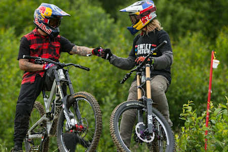 Andreu Lacondegu (L) Mads "Makken" Haugen (R)