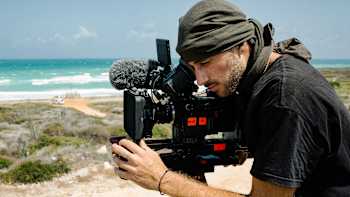 OUTDEH Behind the Scenes - An interview with Louis Josek Art