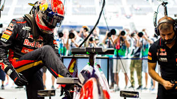 Max Verstappen, piloto holandés de Toro Rosso, en los entrenamientos del GP de Fórmula 1 de Japón, en Suzuka, el 3 de octubre de 2014.