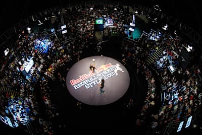 Overview of the stage at the Red Bull Street Style finals in Sao Paulo.