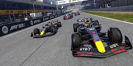 Screenshot aus F1 22 zeigt Max Verstappen auf der Pole-Position am Red Bull Ring.
