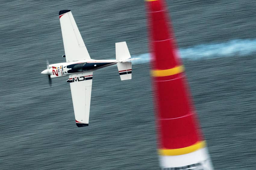 Red Bull Air Race Chiba 2015 qualifying report