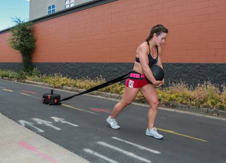 Crossfit pro athlete Camille Leblanc-Basinet training