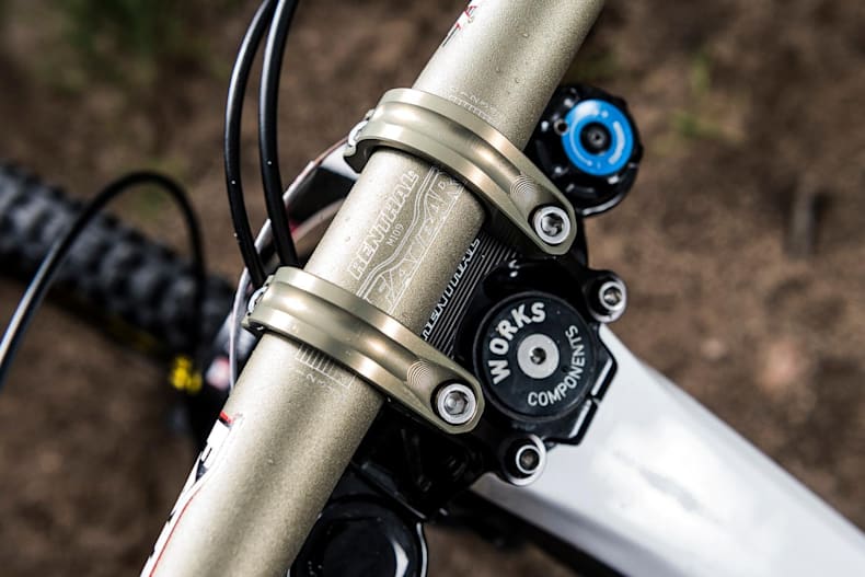 renthal bars and stem