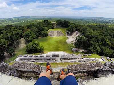Maya harabelerine bakarken... Maya harabelerine bakarken...