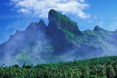 Mount Otemanu on the island of Bora Bora, French Polynesia