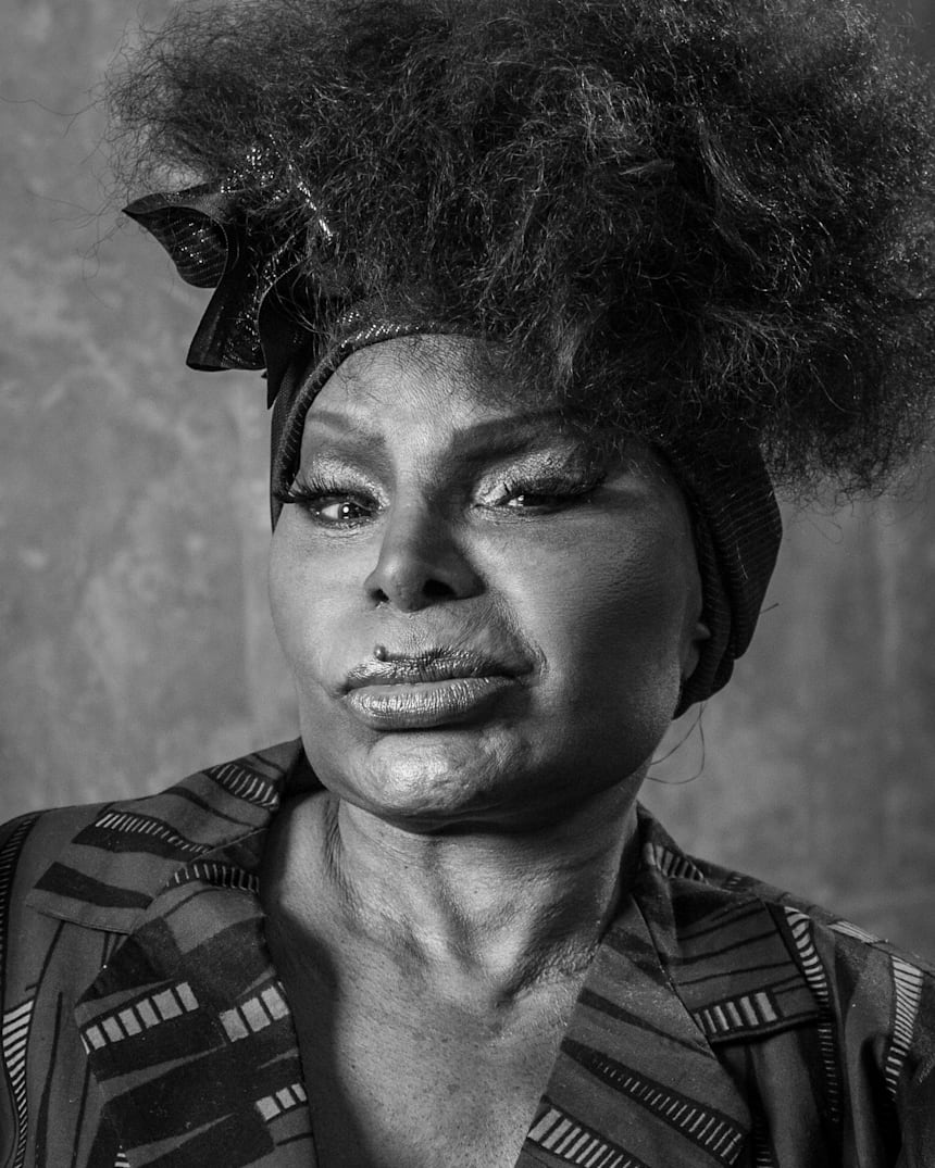 Elza Soares E O Lado Obscuro Do Paraiso