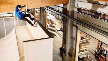 Ollie out to smith stall on a ledge with a 7m drop on the other side.