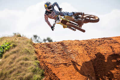 James Stewart in azione sulla pista di casa sua James Stewart in azione sulla pista di casa sua