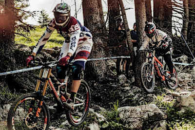 Peaty percorre la linea di destra