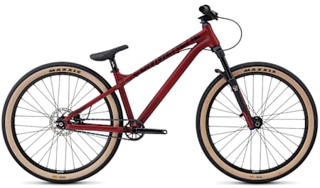 Una imagen de la bici Absolut Dirt de Commencal.