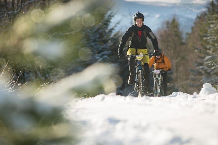 Essential Winter Mountain Bike Riding Kit List Guide