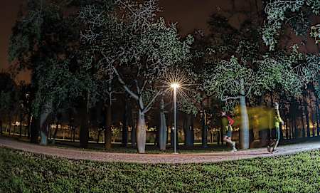 A cualquier hora encontrarás gente en los Jardines del Turia