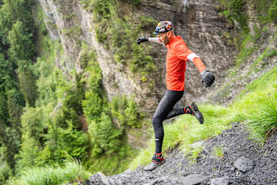 « Aujourd’hui, il n’existe pas ou très peu de compétitions de double kilomètre vertical en descente. » explique Grégory Vollet, recordman du double kilomètre vertical.