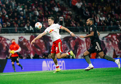 Christoph Baumgartner im Duell mit Bayern-Verteidiger Jonathan Tah.