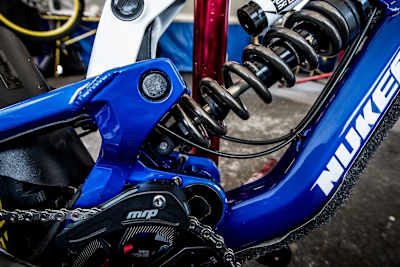 Tape on Sam Hills bike at Leogang DH World Cup 2016