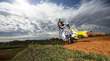 James Stewart performs his signature Bubba Scrub