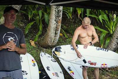 Mick Fanning, Darren Handley, and a quiver of DHD's finest blades